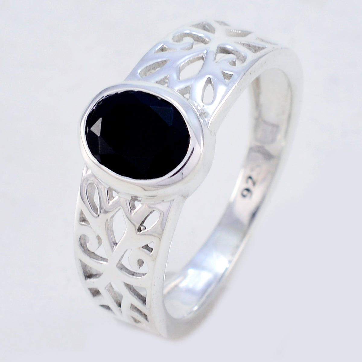 Black Onyx Solitaire Middle Eastern Sterling Silver Black Gemstones Whisper thin Filigree Ring Jewellery