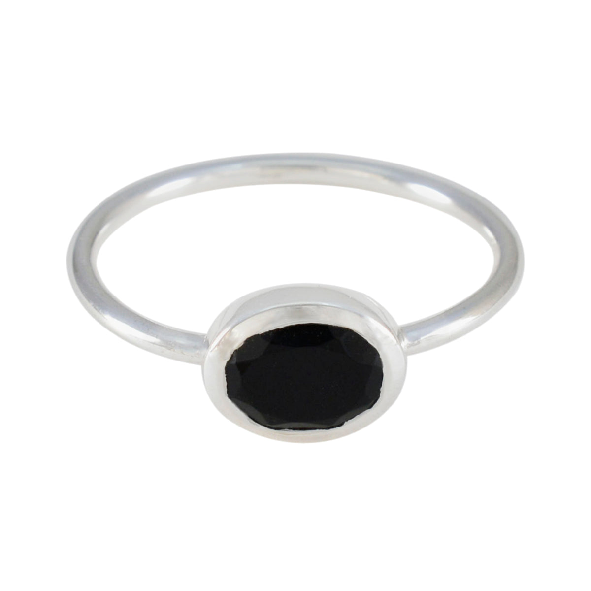 Black Onyx Solitaire Japanese 92.5 Silver Black Gemstone Elegant Sophisticated Ring Jewellery Hoofdafbeelding