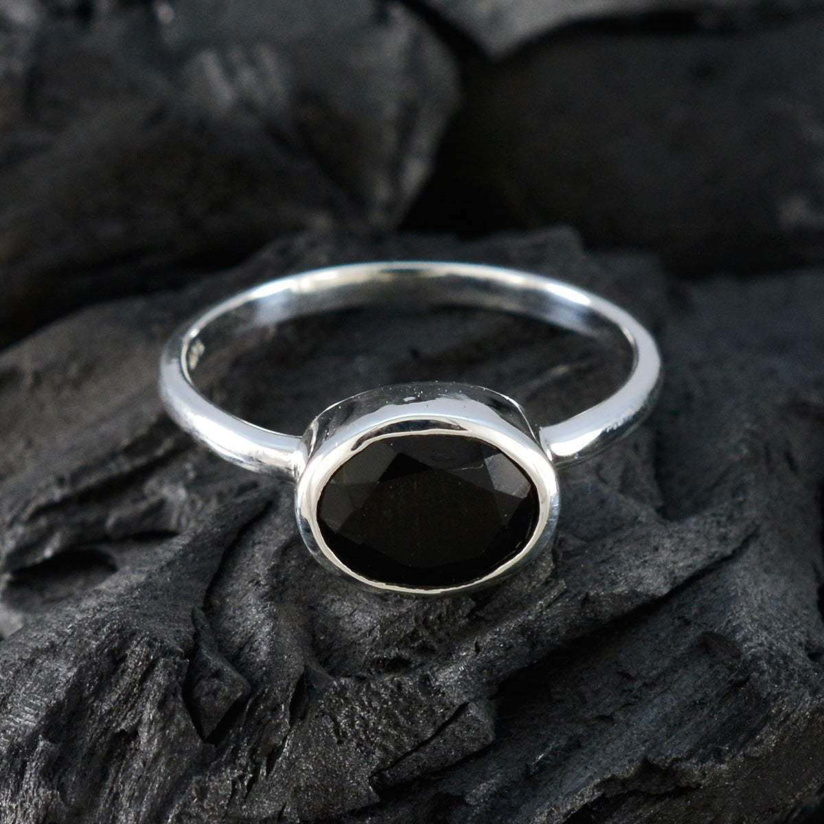 Black Onyx Solitaire American 925 Silver Black Gemstones Dainty Trendy Ring Jewelry