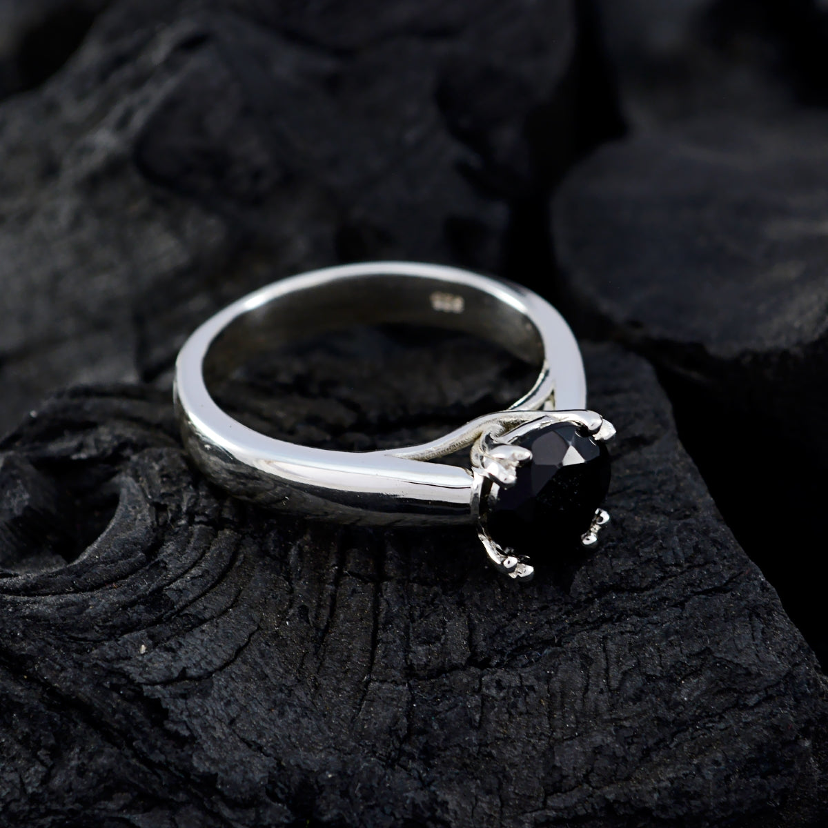 Black Onyx Solitaire Egyptian Silver Black Gemstones Tiny Fairytale Ring Jewellery