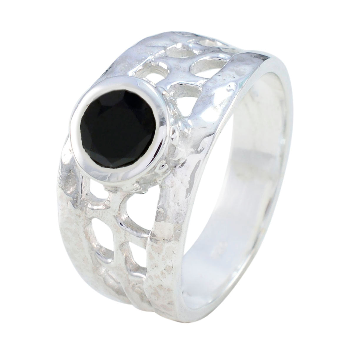 Black Onyx Solitaire Latin American Sterling Silver Black Gemstones Versatile Filigree Ring Jewellery Secondary image