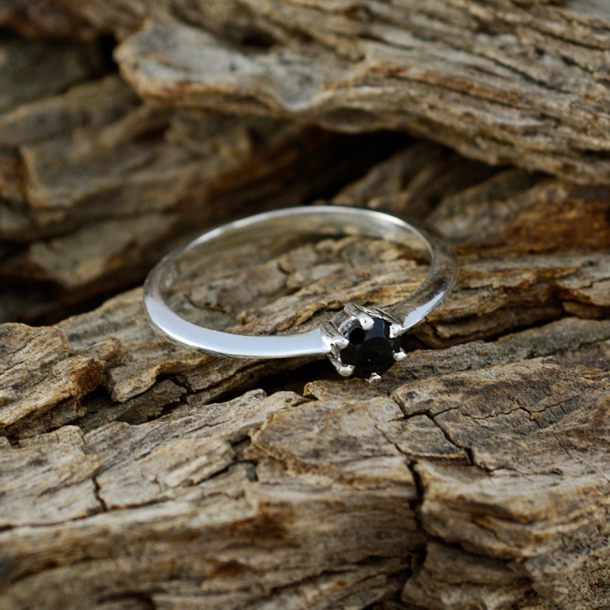 Black Onyx Solitaire American Silver Black Gemstone Elegant  Contemporary Ring Jewelry