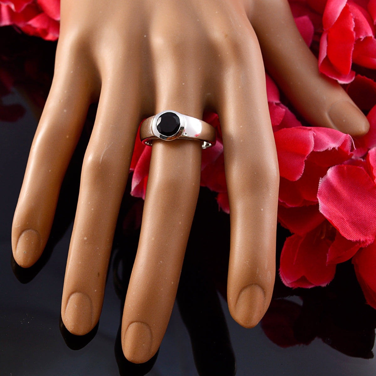 Labradorite Solitaire German Sterling Silver Gray Gemstone Tiny Modern Ring Jewelry