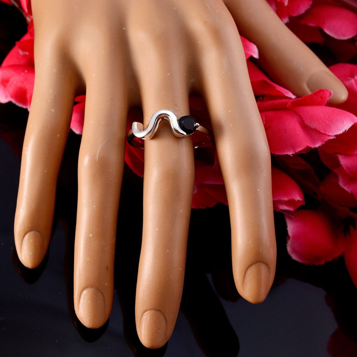 Black Onyx Solitaire American Silver Black Gemstone Whisper thin Graceful Ring Jewelry