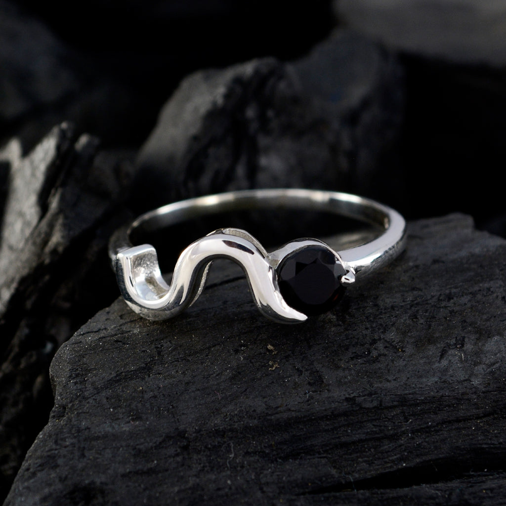 Black Onyx Solitaire American Silver Black Gemstone Whisper thin Graceful Ring Jewelry