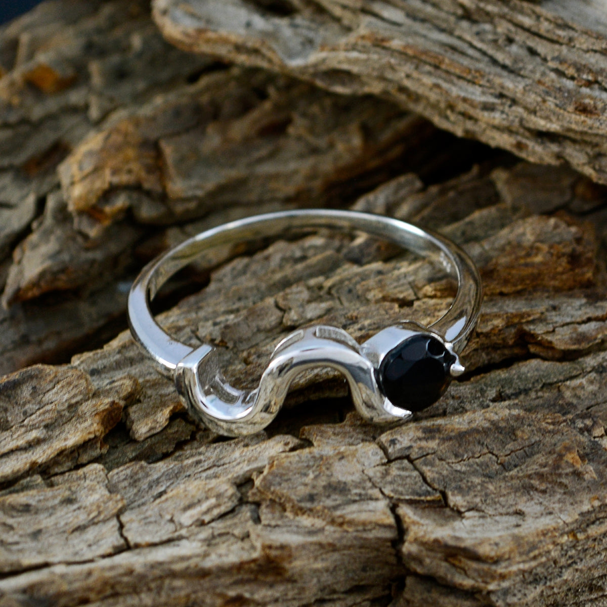 Black Onyx Solitaire American Silver Black Gemstone Whisper thin Graceful Ring Jewelry