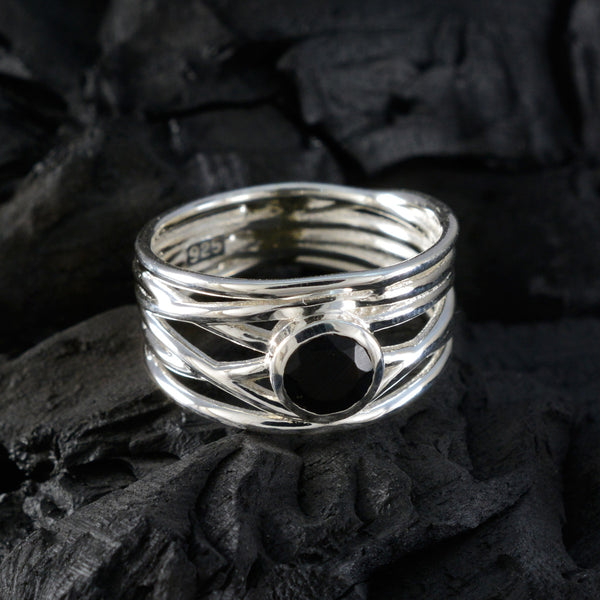 Black Onyx Solitaire Latin American Sterling Silver Black Gemstones Eye catching Rope Wire Band Jewelry