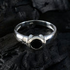 Black Onyx Solitaire Egyptian Sterling Silver Black Gemstones Featherlight Graceful Ring Jewellery
