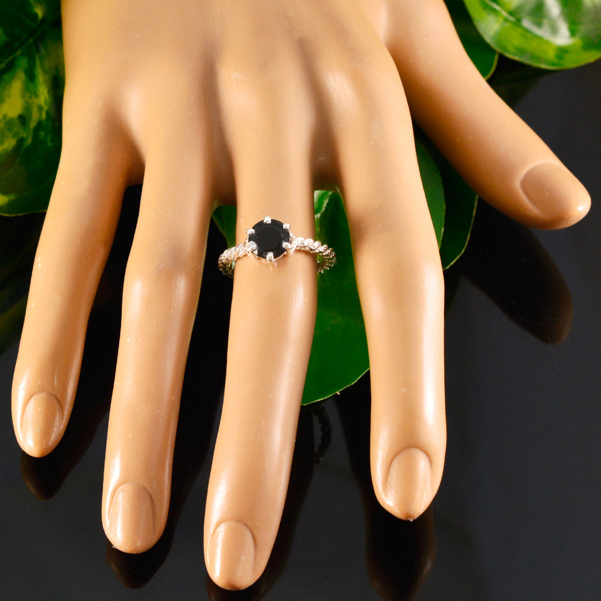 Black Onyx Solitaire Egyptian Sterling Silver Black Gems Featherlight Twist Ring Jewelry