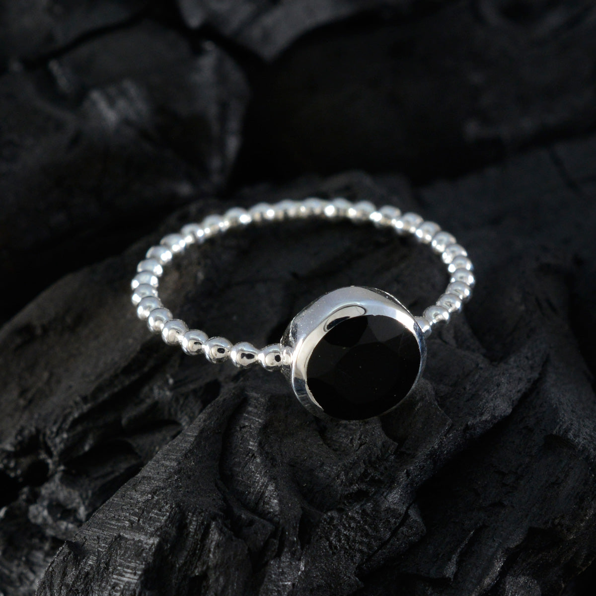 Black Onyx Solitaire American 92.5 Silver Black Gems Delicate Twist Ring Jewellery