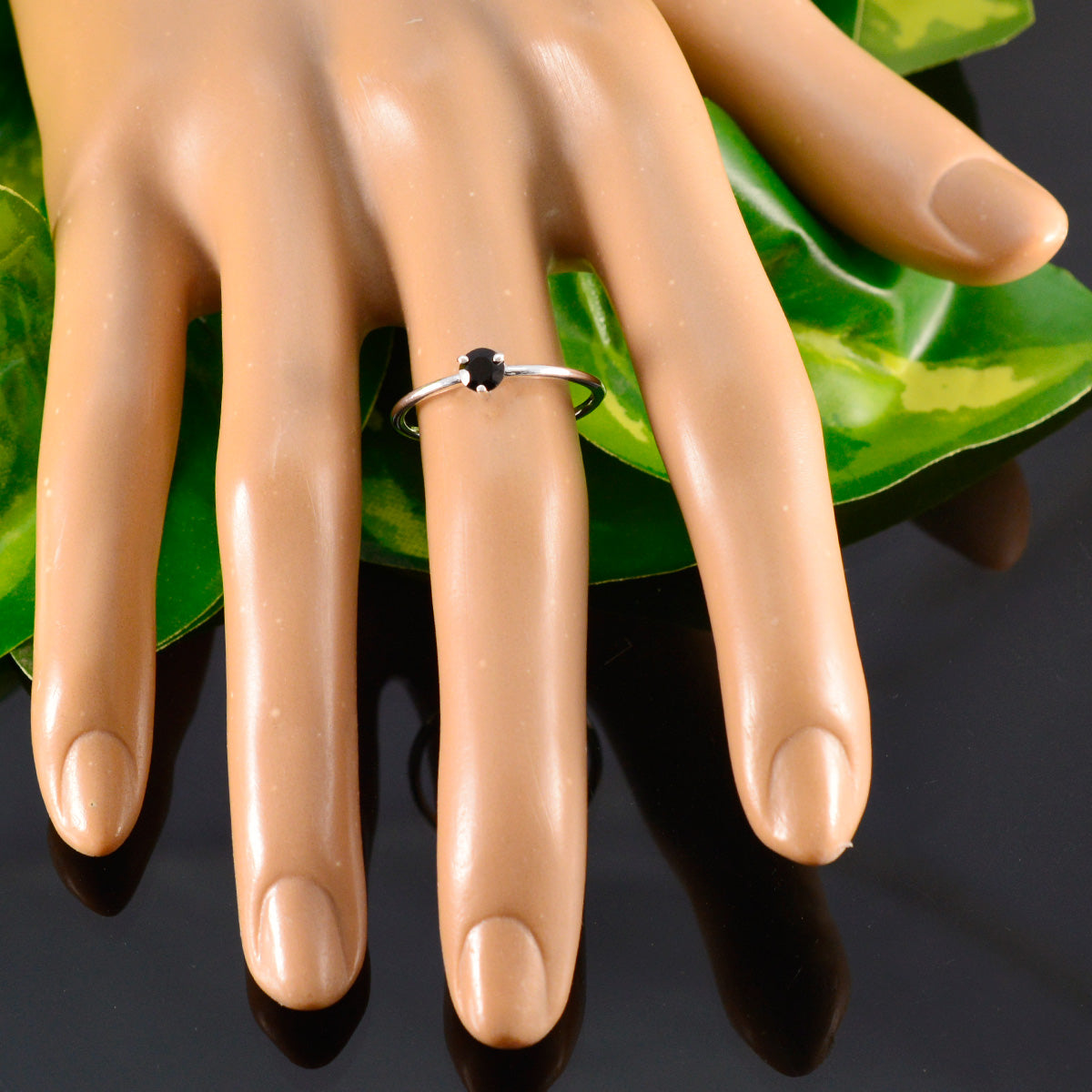 Black Onyx Solitaire Japanese 925 Silver Black Gemstones Minimalist valentine Ring Jewellery