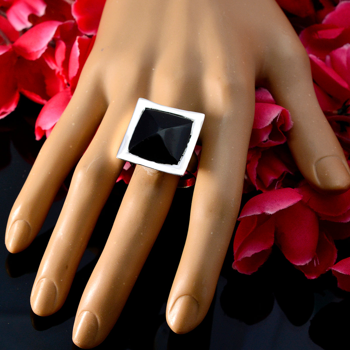 Black Onyx Solitaire Egyptian Silver Black Gems Chunky Retro Ring Jewellery