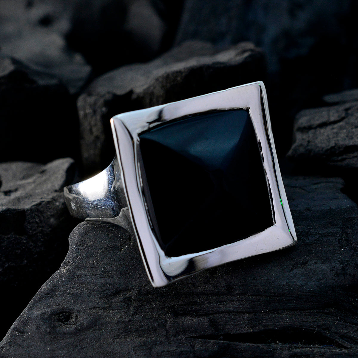 Black Onyx Solitaire Egyptian Silver Black Gems Chunky Retro Ring Jewellery