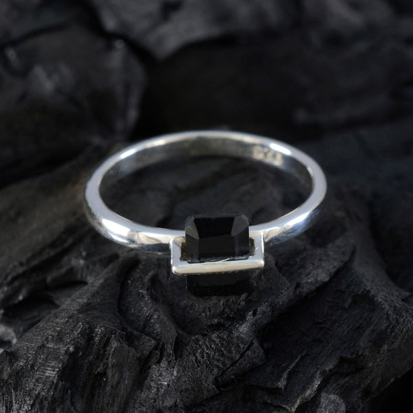 Black Onyx Solitaire Japanese 92.5 Silver Black Gemstone Dainty Luxurious Ring Jewelry