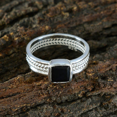 Black Onyx Solitaire Australian Sterling Silver Black Gemstones Mid weight Rope Wire Band Jewelry