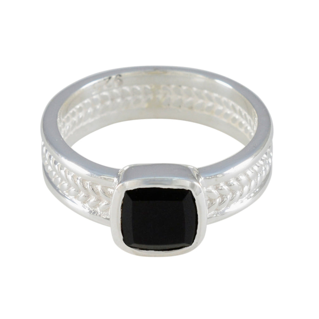 Black Onyx Solitaire Australian Sterling Silver Black Gemstones Mid weight Rope Wire Band Jewelry