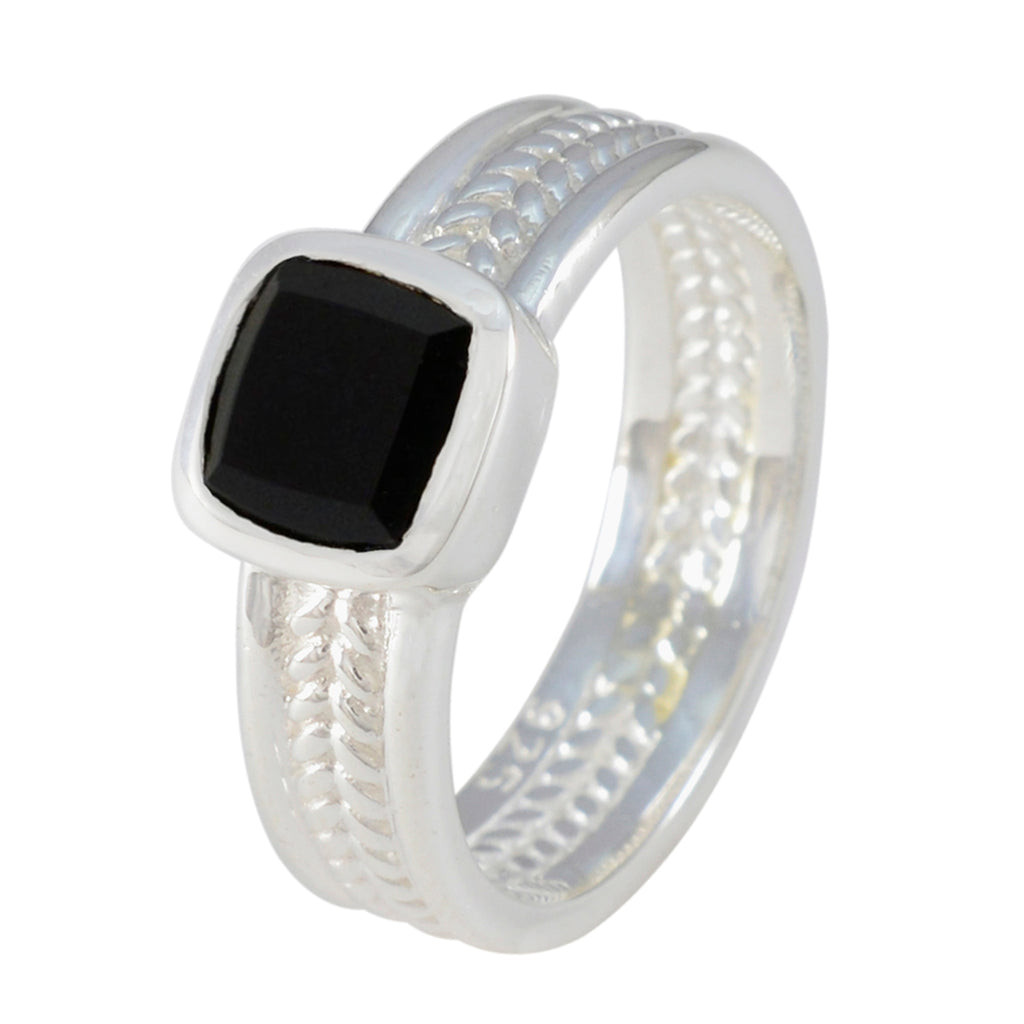 Black Onyx Solitaire Australian Sterling Silver Black Gemstones Mid weight Rope Wire Band Jewelry