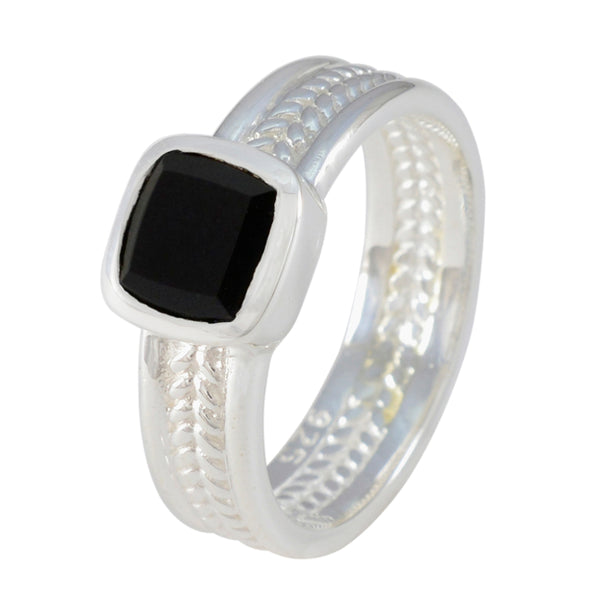 Black Onyx Solitaire Australian Sterling Silver Black Gemstones Mid weight Rope Wire Band Jewelry