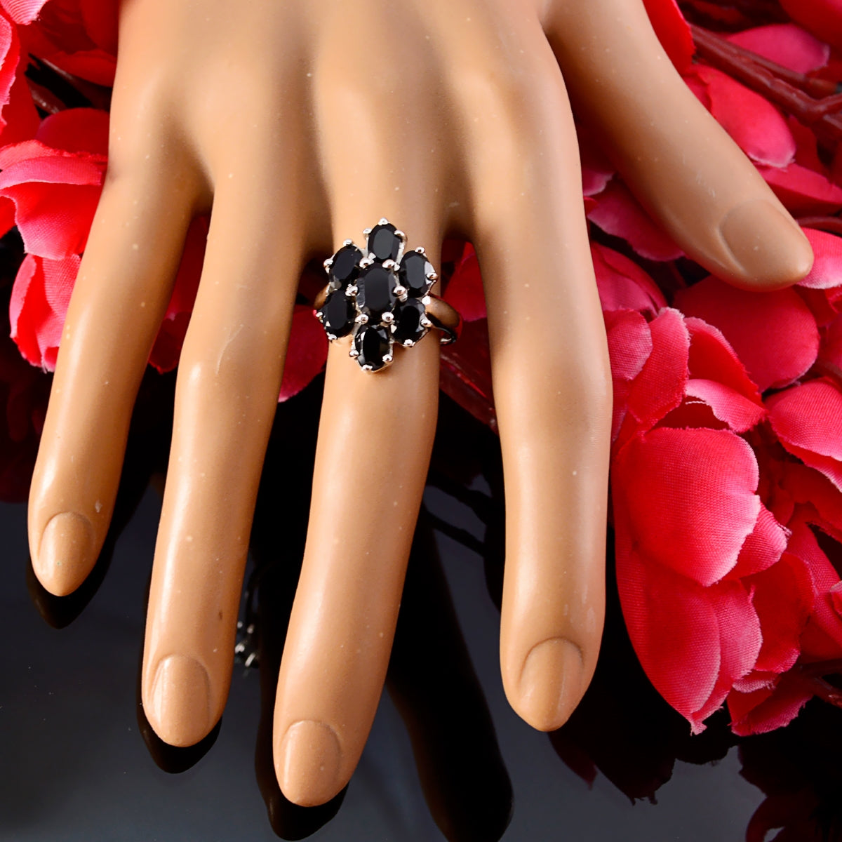 Black Onyx Hepta Egyptian 925 Silver Black Gemstones Mid weight Floral Ring Jewellery