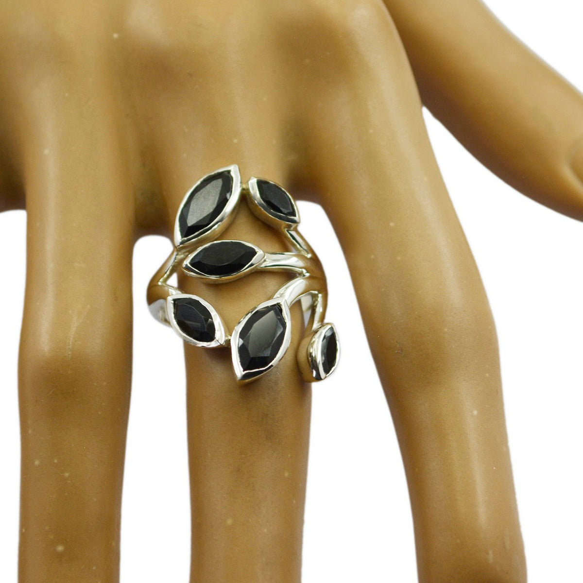 Black Onyx Hexa Indian 92.5 Silver Black Gems Versatile Leafy Ring Jewellery
