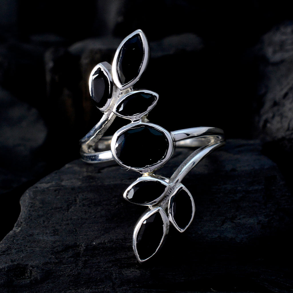 Black Onyx Hepta Russian 92.5 Silver Black Gems Classic Leafy Ring Jewellery