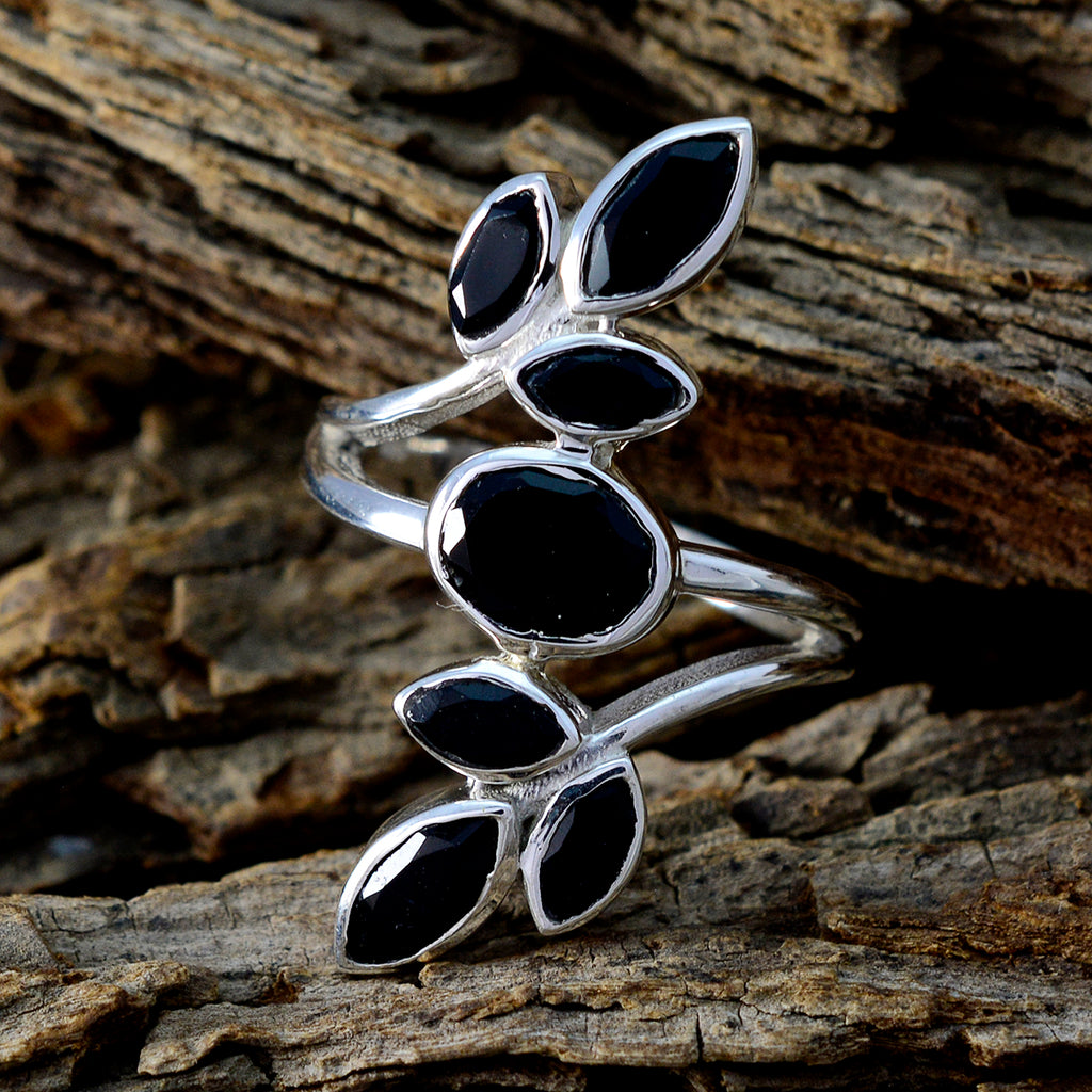 Black Onyx Hepta Russian 92.5 Silver Black Gems Classic Leafy Ring Jewellery
