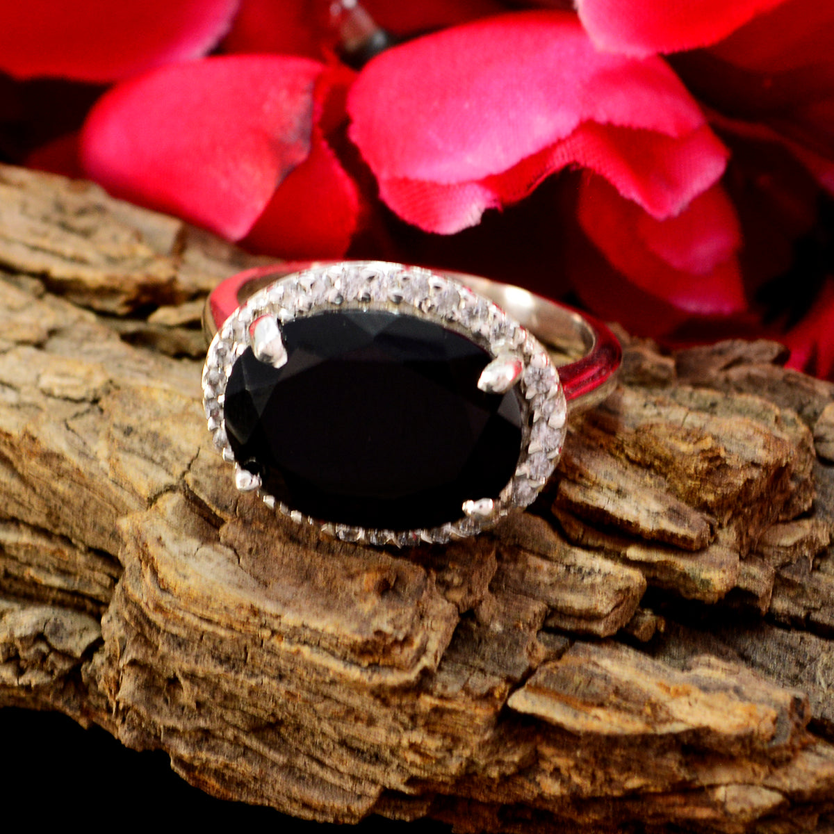 Black Onyx Halo German 925 Silver Black Gemstones Versatile Contemporary Ring Jewelry
