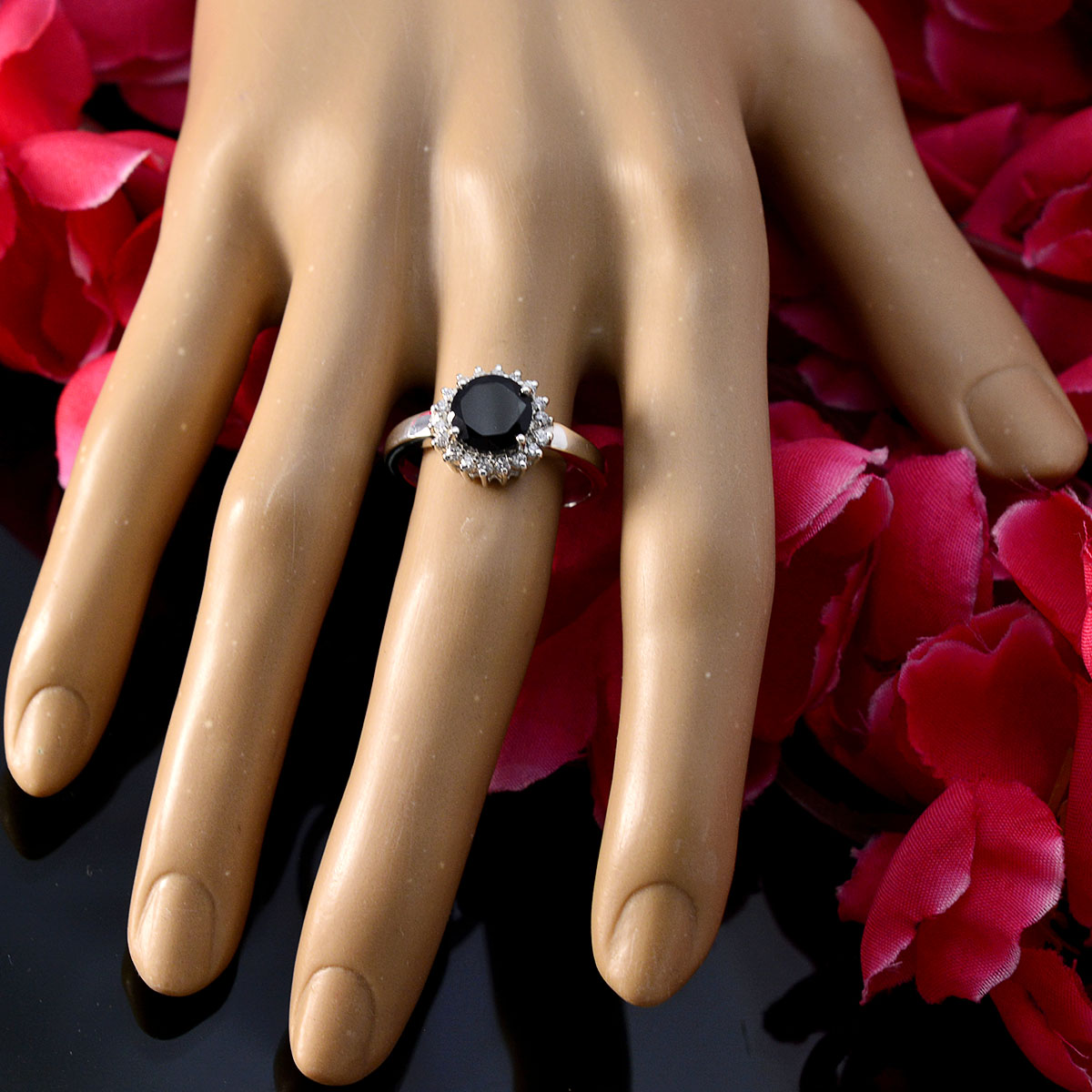 Black Onyx Halo Indian 92.5 Silver Black Gems Slim Feminine Ring Jewelry