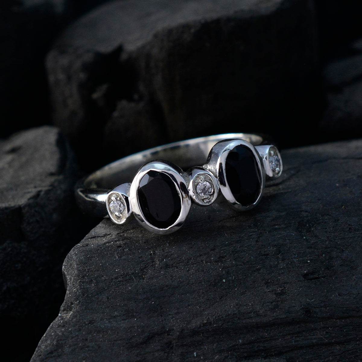 Black Onyx Halo Korean 925 Sterling Silver Black Gemstone Dainty Artisan Ring Jewellery