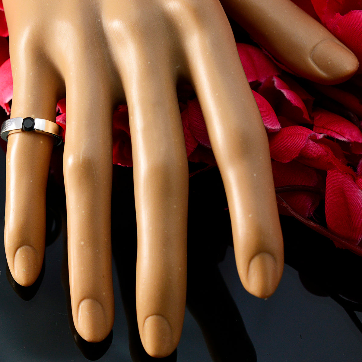 Black Onyx Solitaire American 925 Sterling Silver Black Gemstone Whisper thin Modern Thumb Ring Jewellery