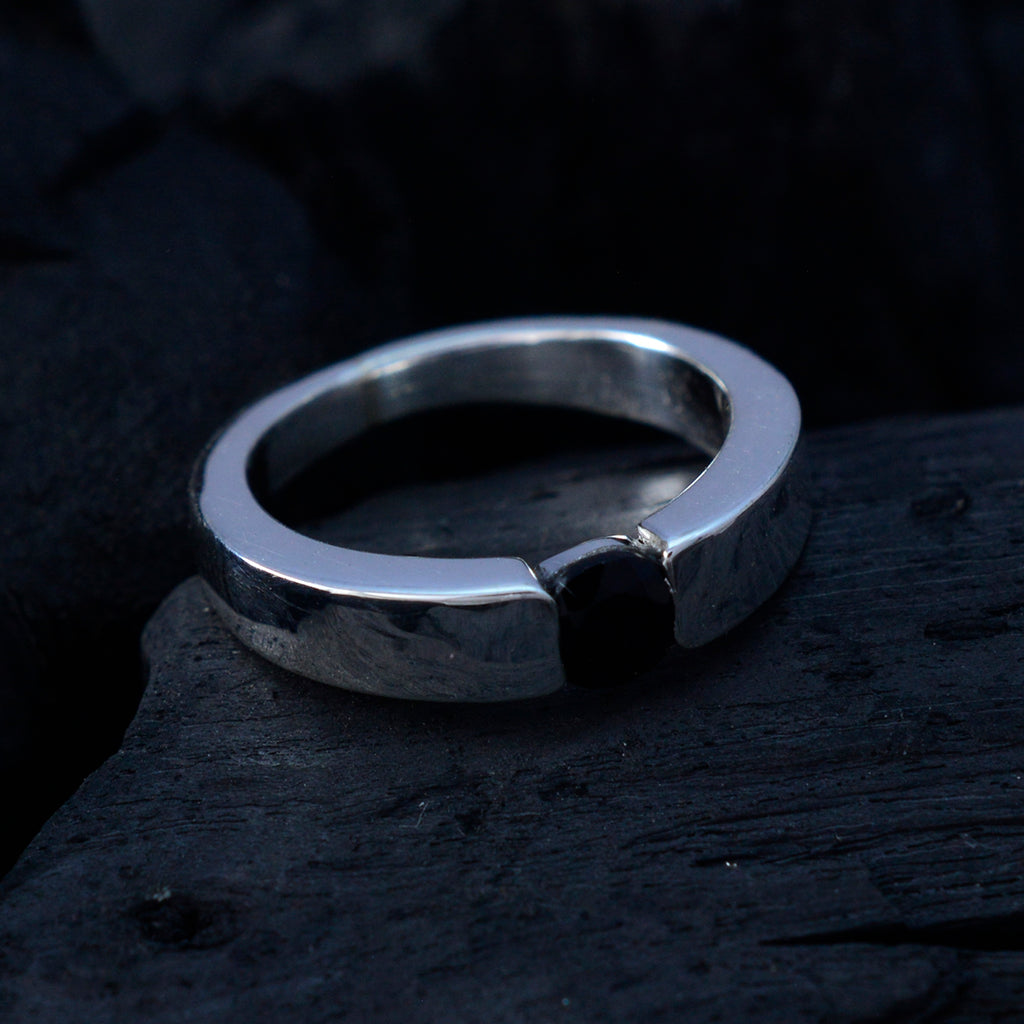 Black Onyx Solitaire American 925 Sterling Silver Black Gemstone Whisper thin Modern Thumb Ring Jewellery