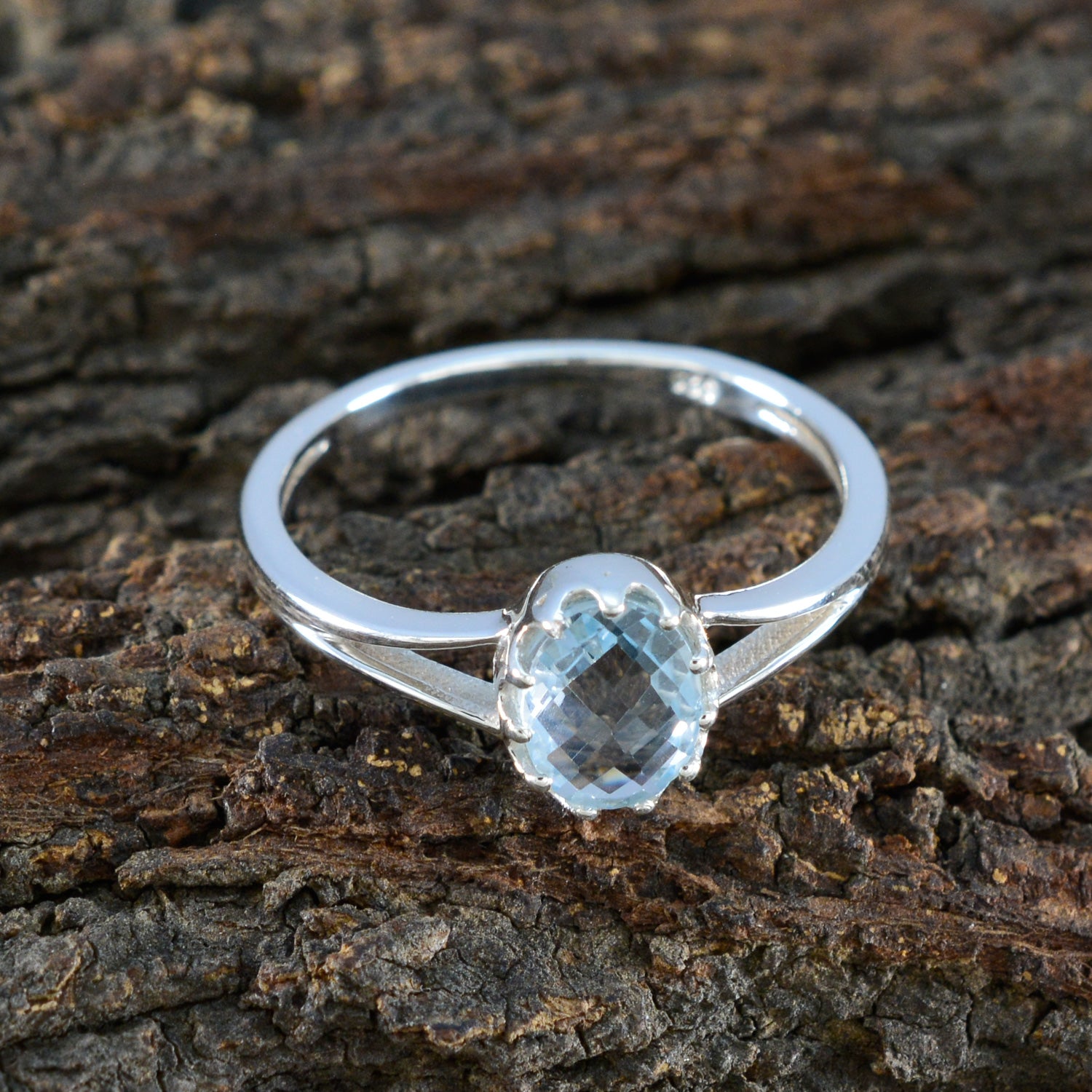 Blue Topaz Solitaire Japanese Sterling Silver Blue Gems Dainty Contemporary Ring Jewellery