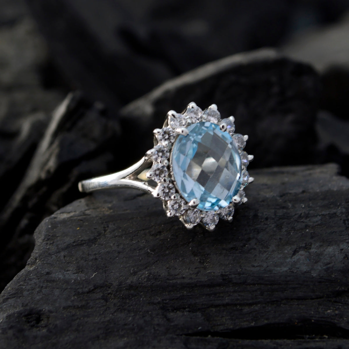 Blue Topaz multiple French 92.5 Silver Blue Gemstone Featherlight Modern Ring Jewellery