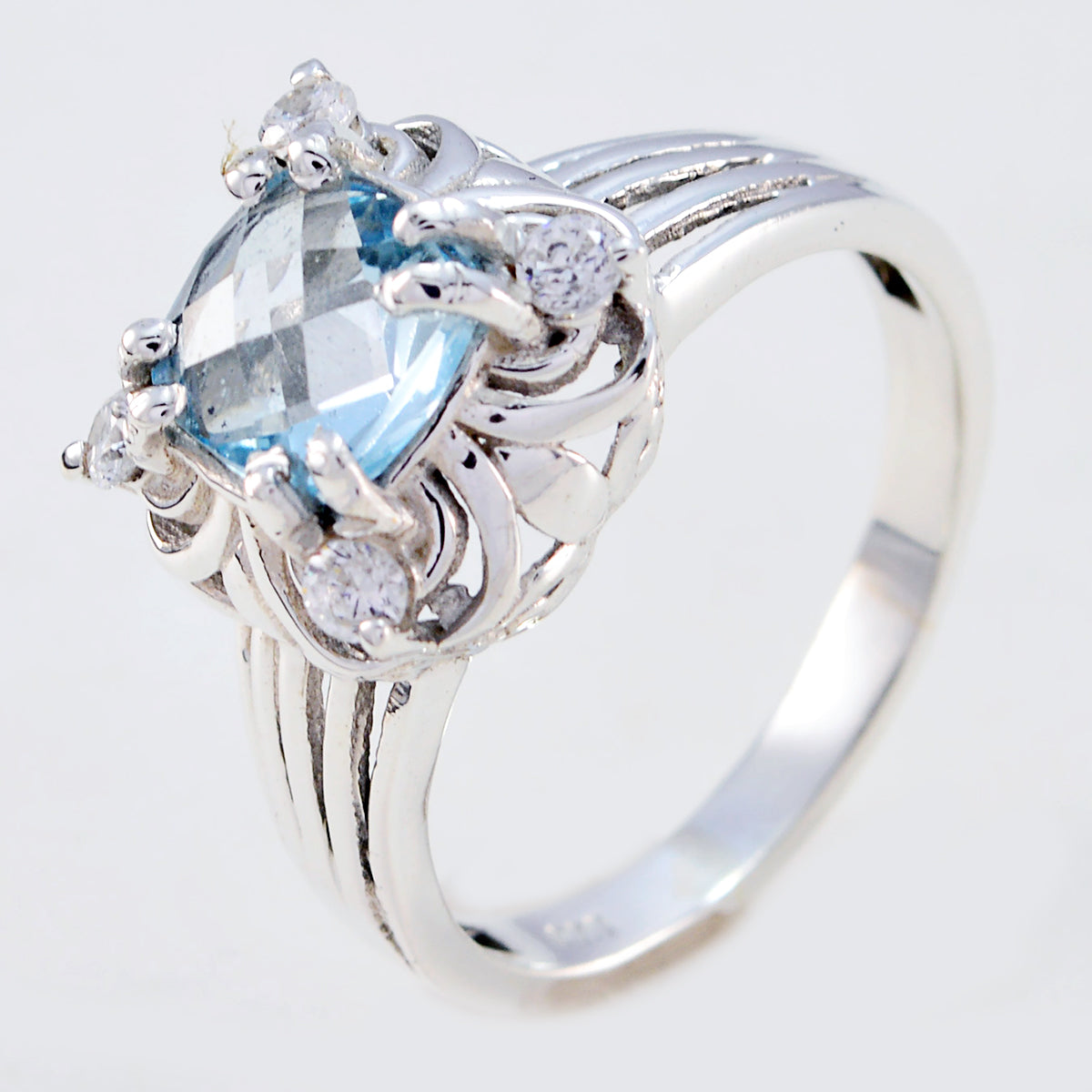 Blue Topaz Halo Indian 925 Silver Blue Gemstone Classic Luxurious Ring Jewelry