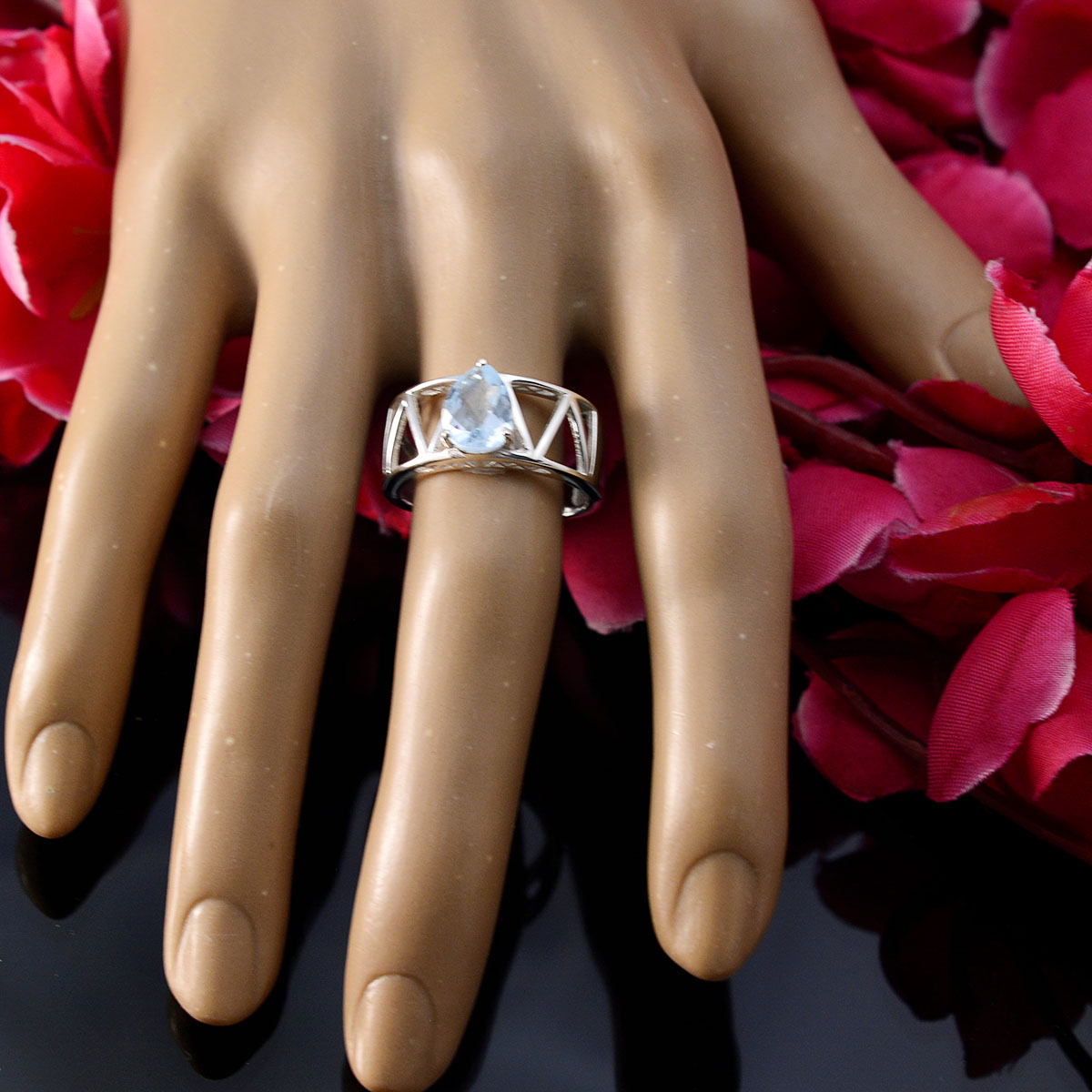 Blue Topaz Solitaire Indian Sterling Silver Blue Gems Tiny Glamorous Ring Jewellery