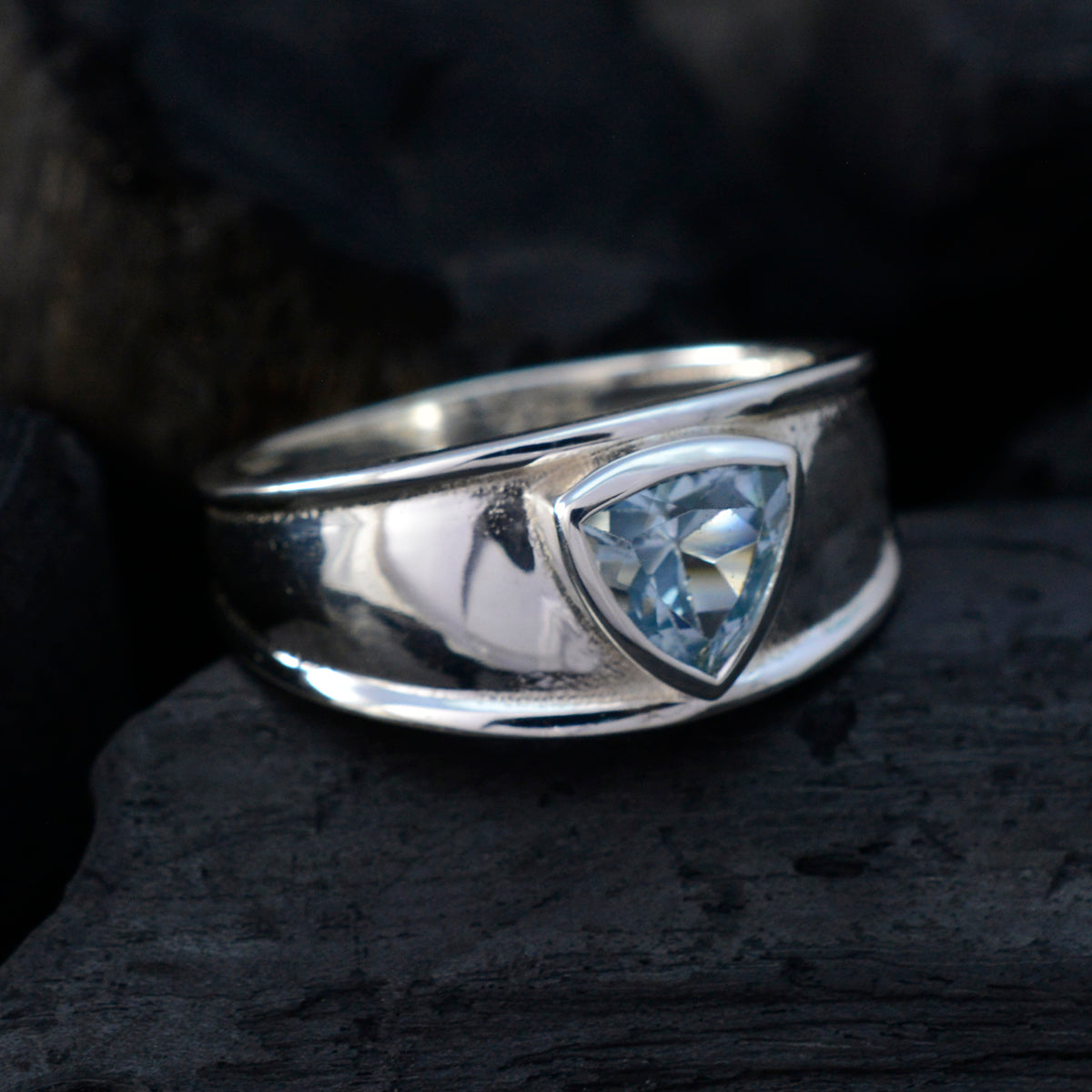 Blue Topaz Solitaire Moroccan 925 Silver Blue Gemstone Slim Geometric Ring Jewelry