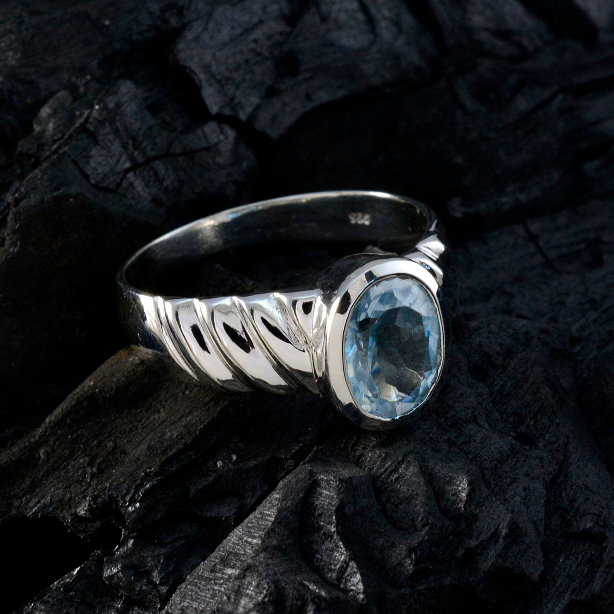 Blue Topaz Solitaire Indian Sterling Silver Blue Gemstone Mid weight Fairytale Ring Jewellery