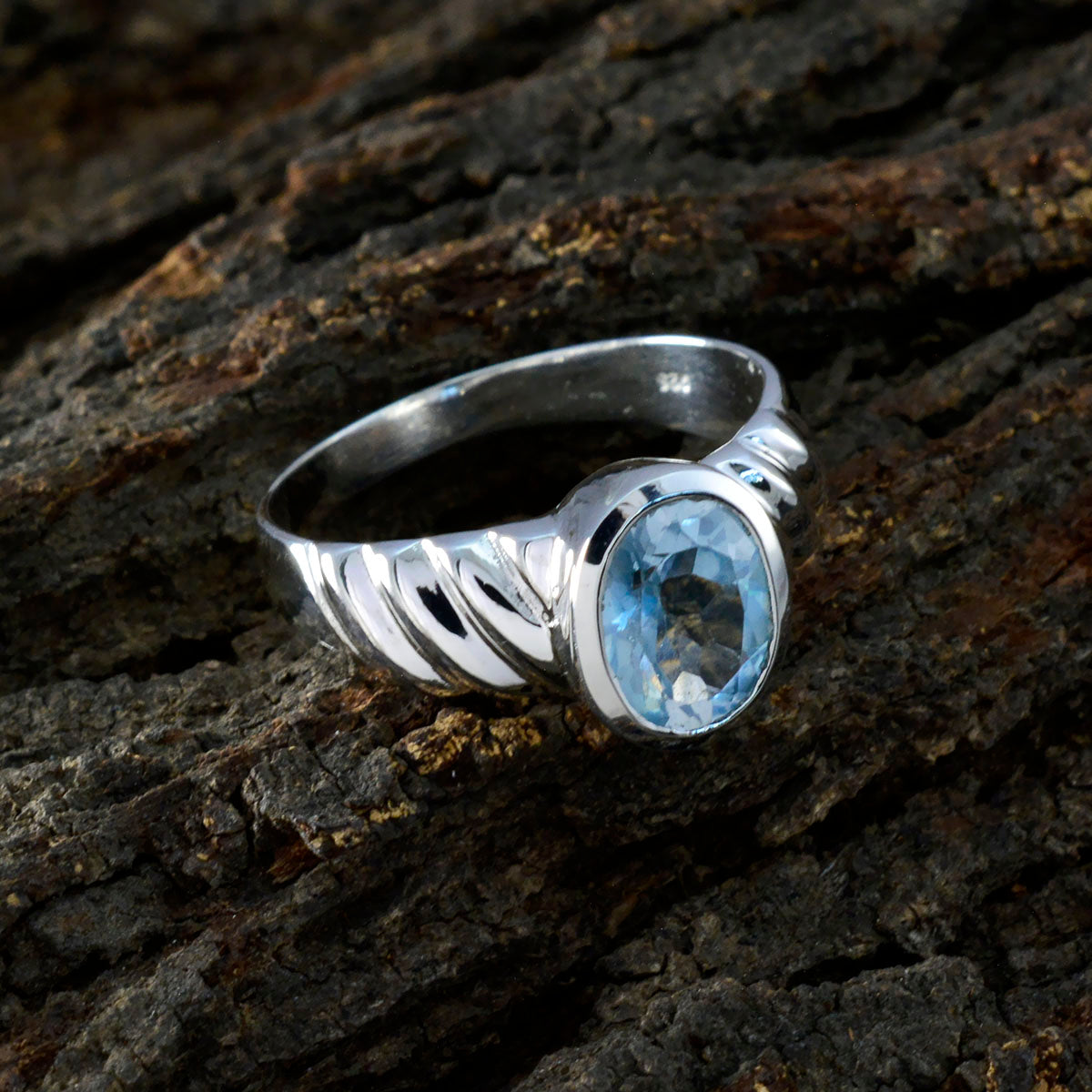 Blue Topaz Solitaire Indian Sterling Silver Blue Gemstone Mid weight Fairytale Ring Jewellery