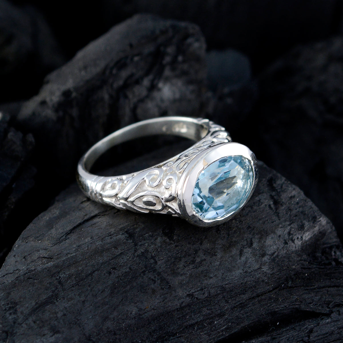 Blue Topaz Solitaire Egyptian 925 Silver Blue Gemstone Minimal Art Deco Ring Jewellery