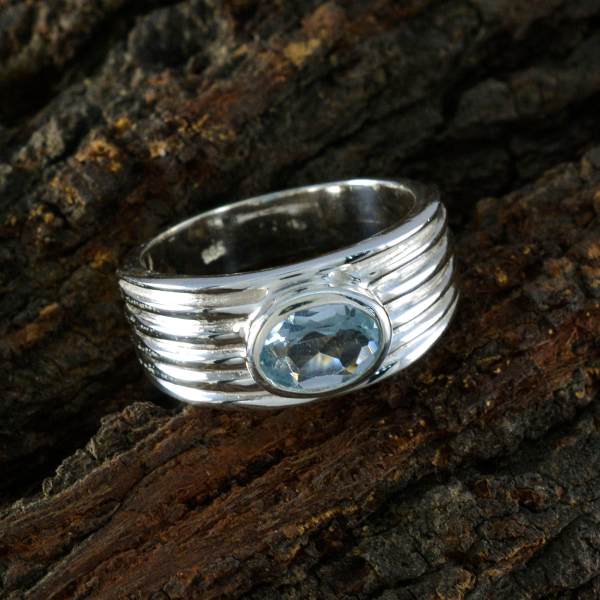 Blue Topaz Solitaire Russian 92.5 Silver Blue Gemstone Eye catching Love Ring Jewelry