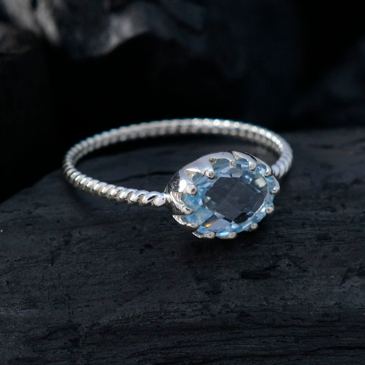 Blue Topaz Solitaire American Sterling Silver Blue Gemstones Minimalist Twist Ring Jewellery