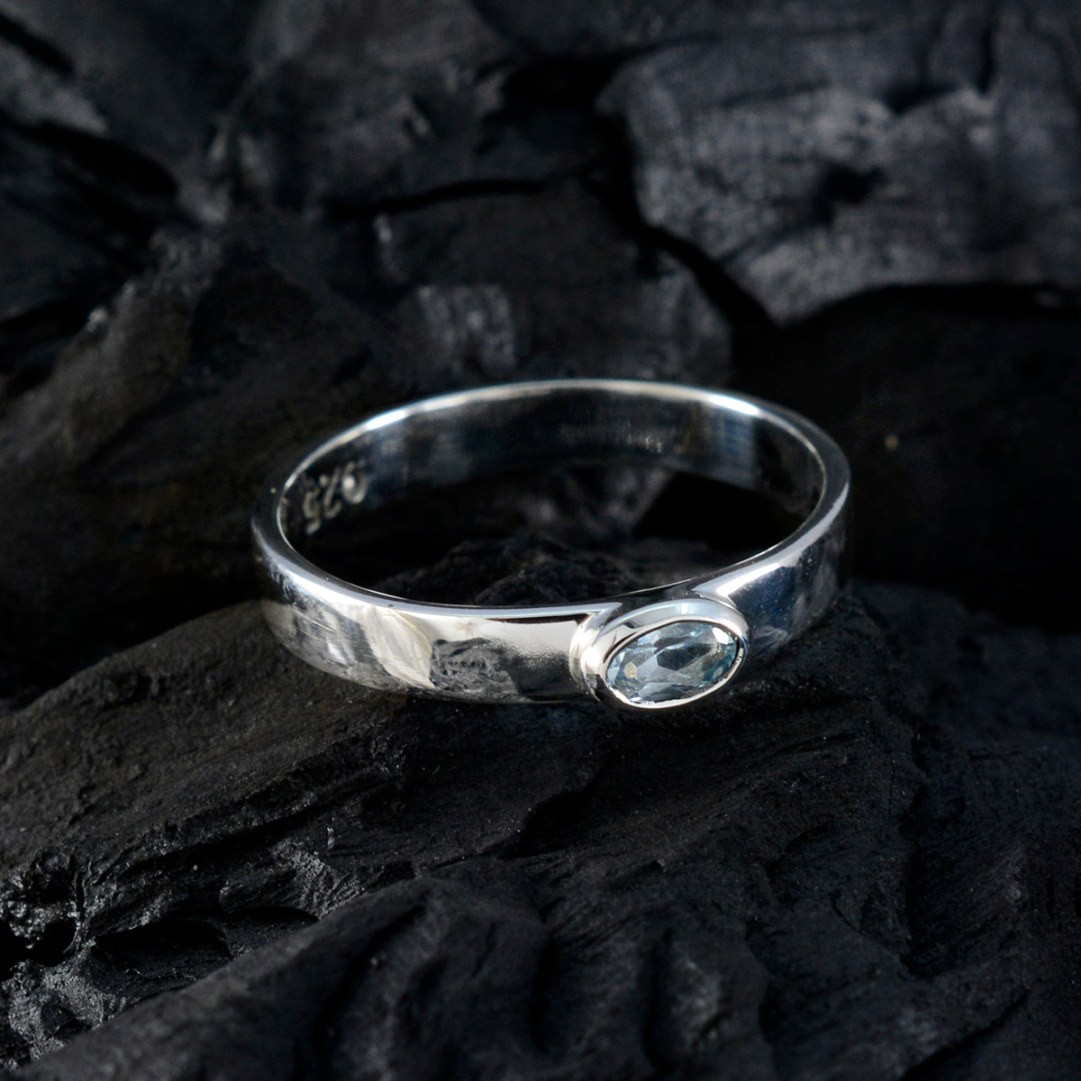 Blue Topaz Solitaire American 92.5 Silver Blue Gems Whisper thin Abstract Ring Jewelry