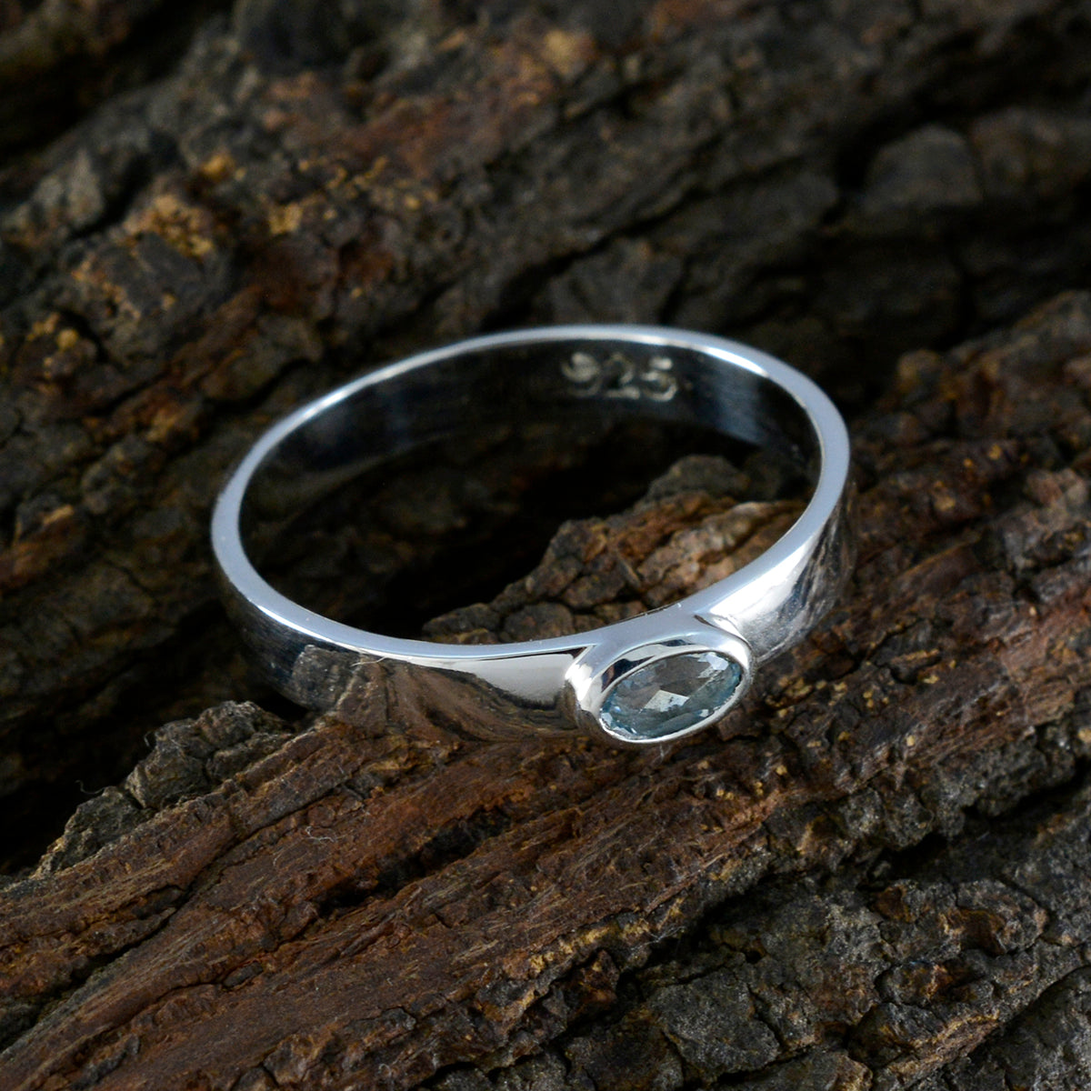 Blue Topaz Solitaire American 92.5 Silver Blue Gems Whisper thin Abstract Ring Jewelry