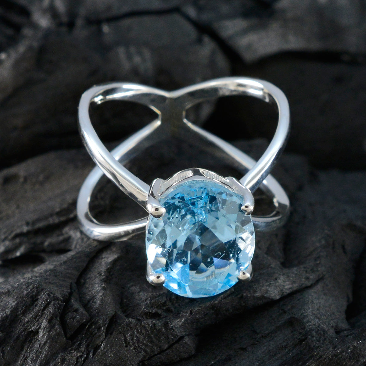 Blue Topaz Solitaire Moroccan Silver Blue Gems Tiny Modern Ring Jewellery