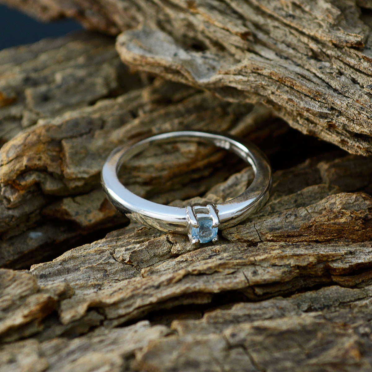 Blue Topaz Solitaire American 92.5 Silver Blue Gemstone Elegant  Luxurious Ring Jewellery