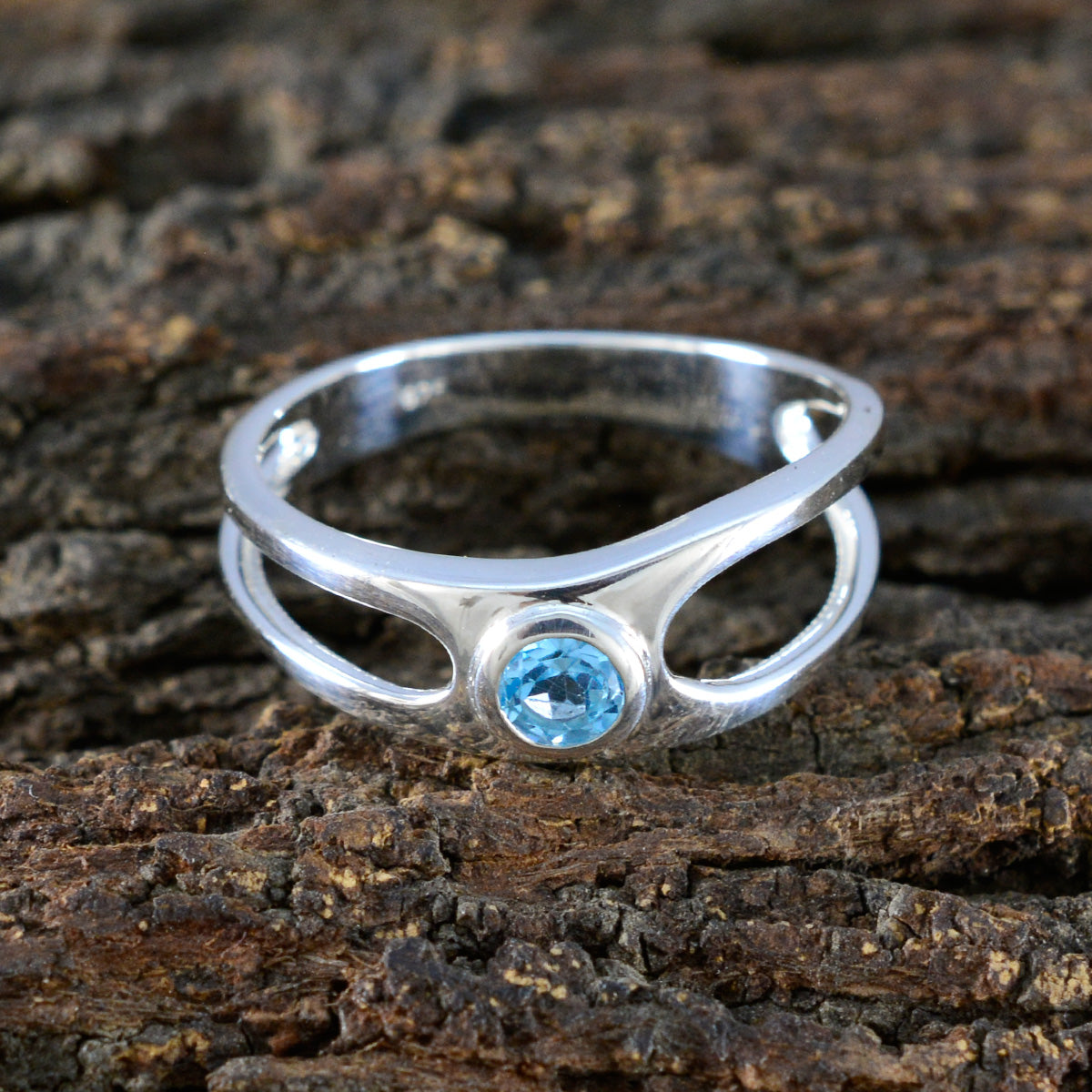 Blue Topaz Solitaire Japanese 925 Sterling Silver Blue Gemstone Dainty Abstract Ring Jewellery