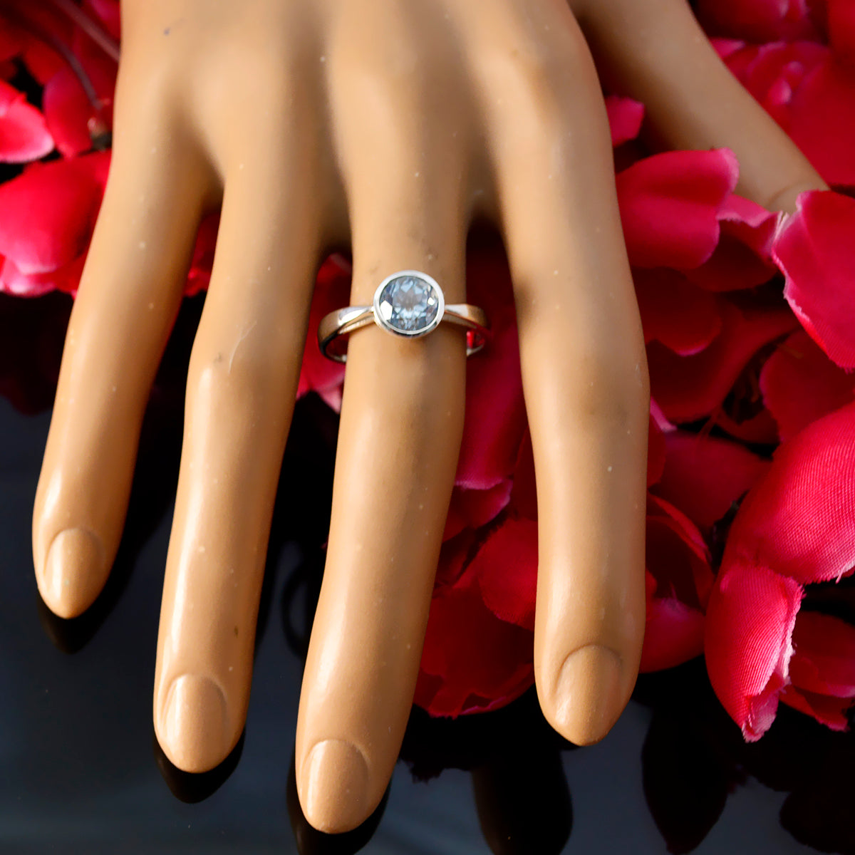 Blue Topaz Solitaire Japanese Sterling Silver Blue Gems Whisper thin Contemporary Ring Jewellery