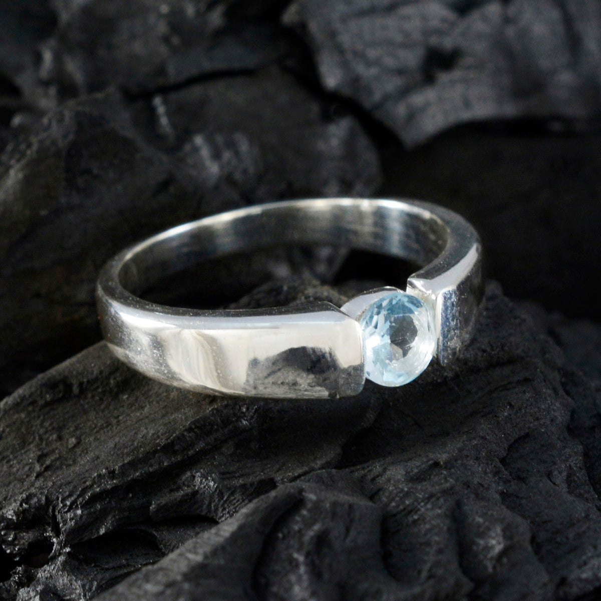 Blue Topaz Solitaire Indian Silver Blue Gems Slim Graceful Ring Jewelry
