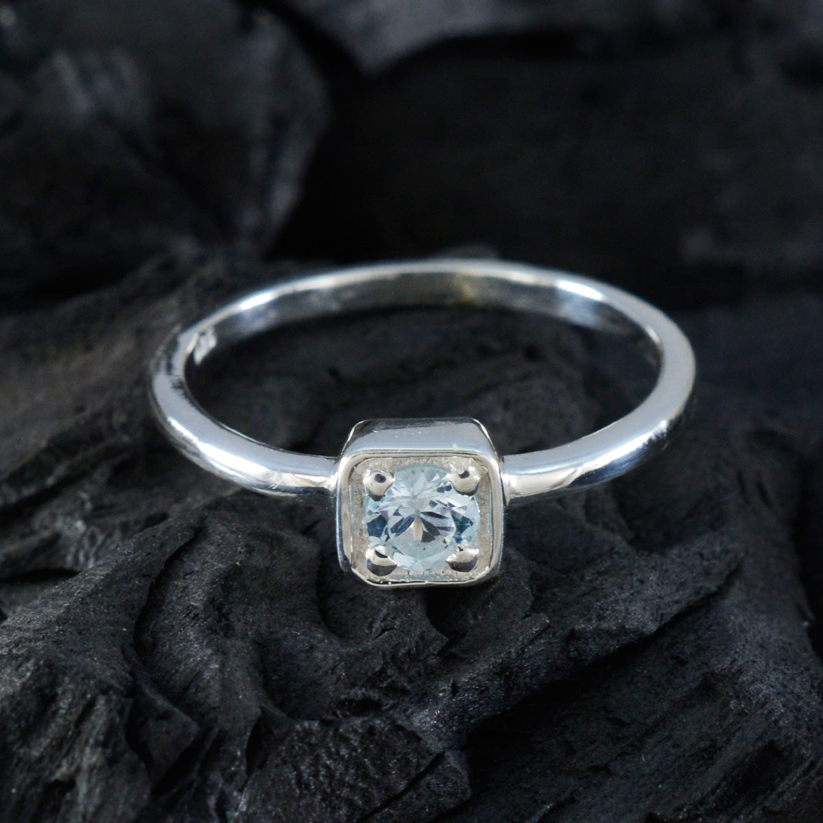 Blue Topaz Solitaire American 92.5 Silver Blue Gems Delicate Fairytale Ring Jewellery