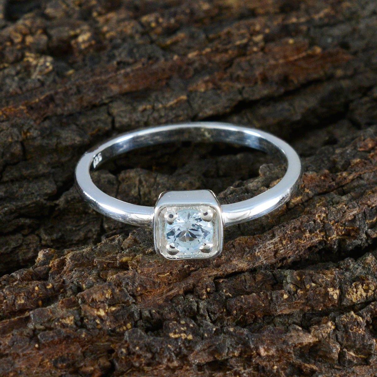 Blue Topaz Solitaire American 92.5 Silver Blue Gems Delicate Fairytale Ring Jewellery